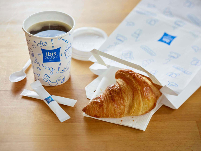 Food & Drinks 4, Ibis Budget Lons le Saunier - A39, Jura