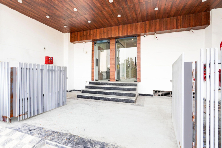 Reception 3, Classic With Balcony Surajpur Greater Noida, Gautam Buddha Nagar