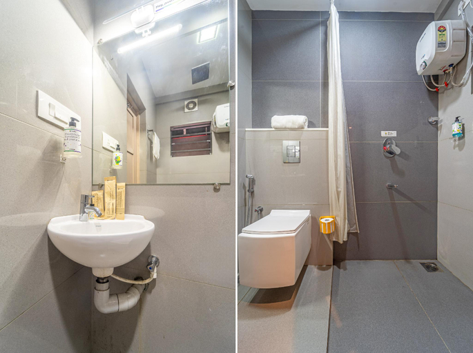 Bathroom 4, Treebo MR Motel, 10 Mins To Airport, Kannur