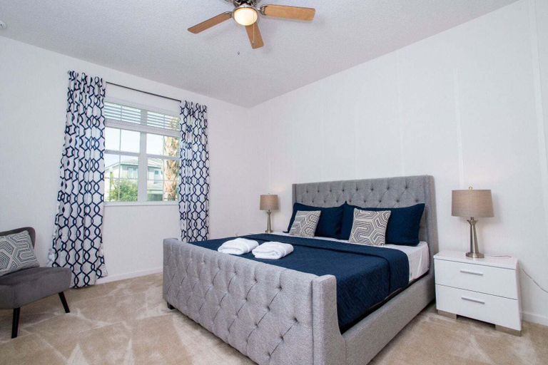Room 4, Gorgeous Family Home! Sleeps 28, Osceola