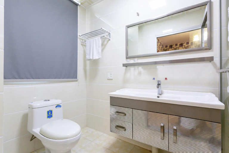 Bathroom 3, City 118 Hotel Gaomi Chengbei Industrial Park, Weifang