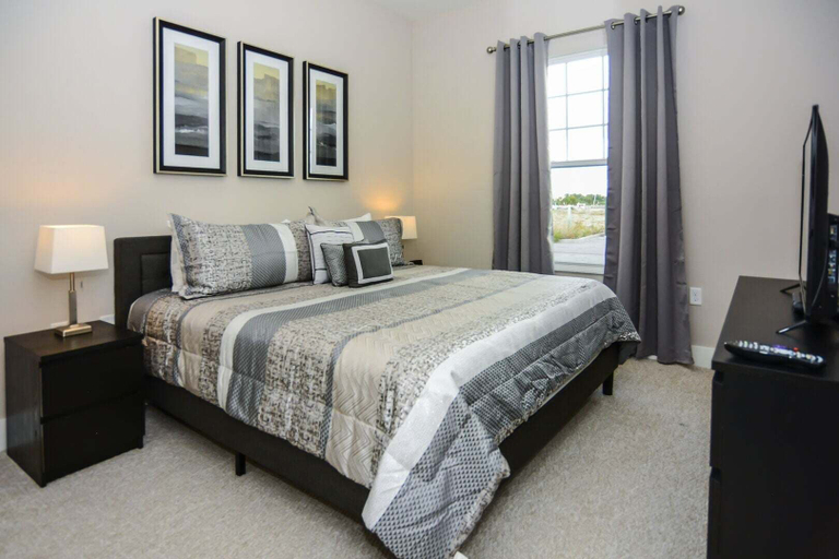 Room 2, Lovely Townhome 5mindisneyworld Resort Style - 156, Osceola
