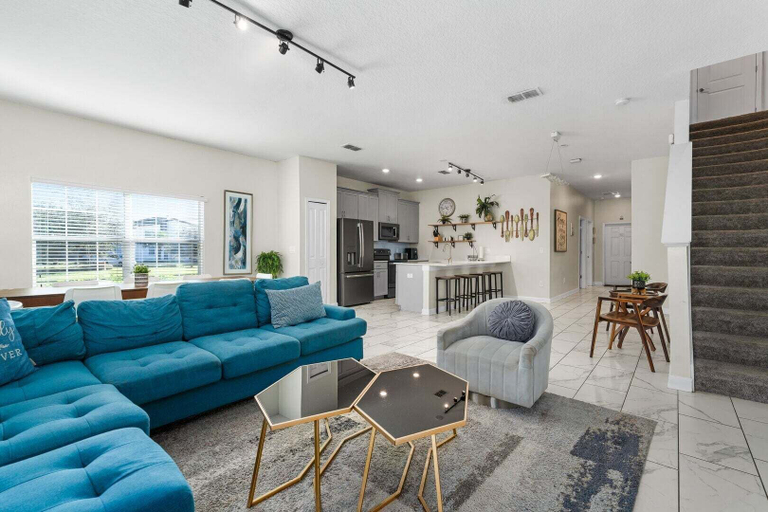 Living area 2, Roomy Family Home-sleeps 16 109, Osceola