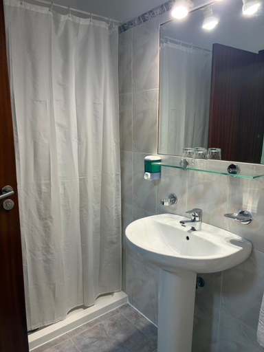 Bathroom 4, Tanausu, Santa Cruz de Tenerife