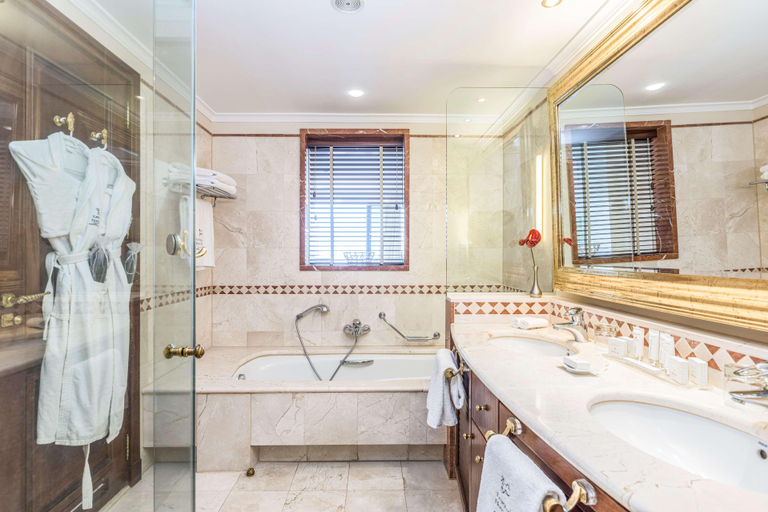 Bathroom 5, Hacienda del Mar member of Meliá Collection, Málaga