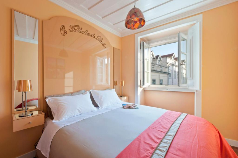 Bedroom 2, Lisbon Colours Bairro Alto Apartments, Lisbon