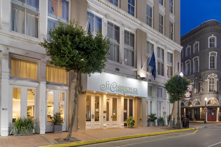 Exterior & Views 2, Best Western Plus St. Christopher Hotel, Orleans