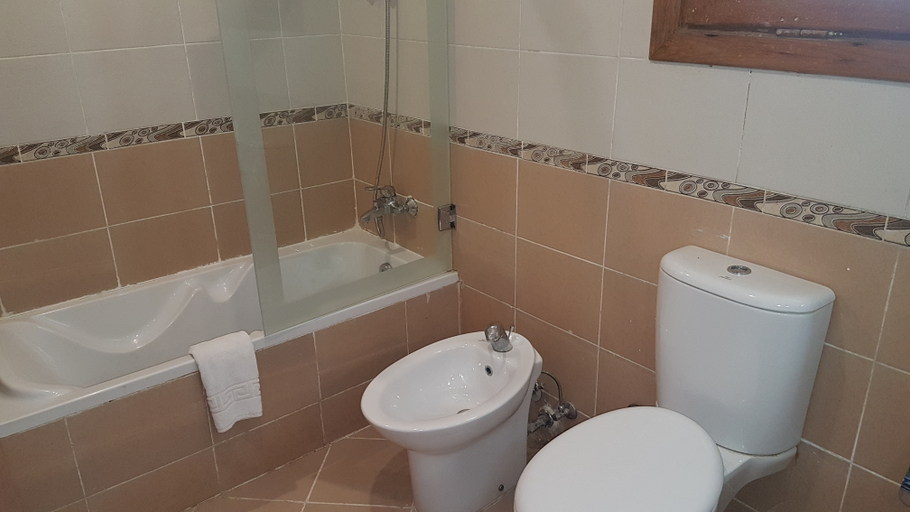 Bathroom 4, Royal Lagoons Aqua Park Resort And Spa, Al-Ghurdaqah