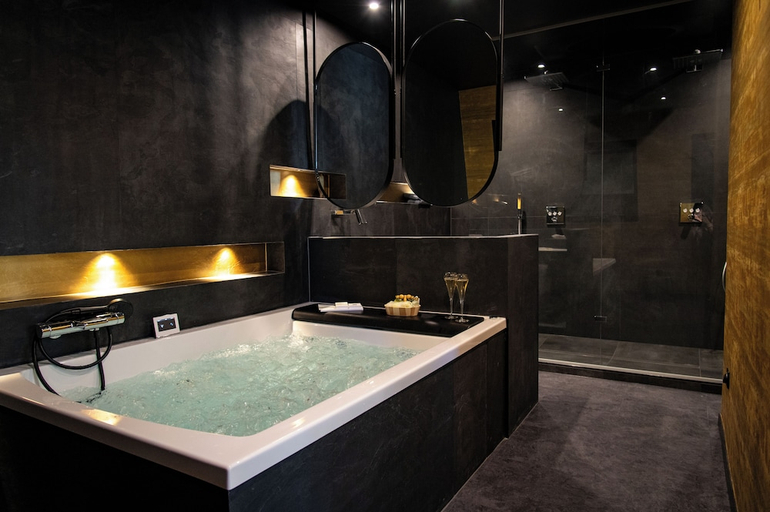 Bathroom 4, Hotel Restaurant Vaillant, Bas-Rhin