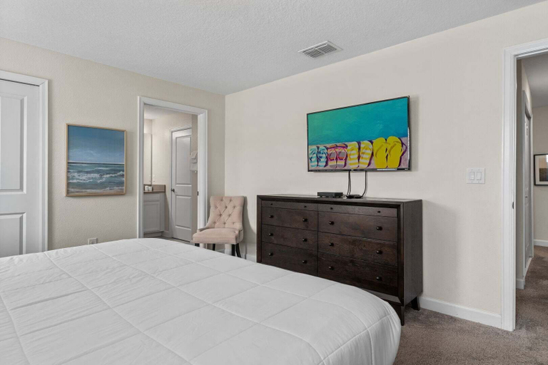 Room 4, Comfy Townhome 8 Min to Disney!, Osceola