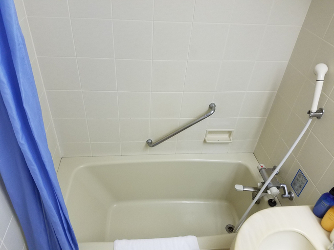 Bathroom 3, Hotel Socia, Hita