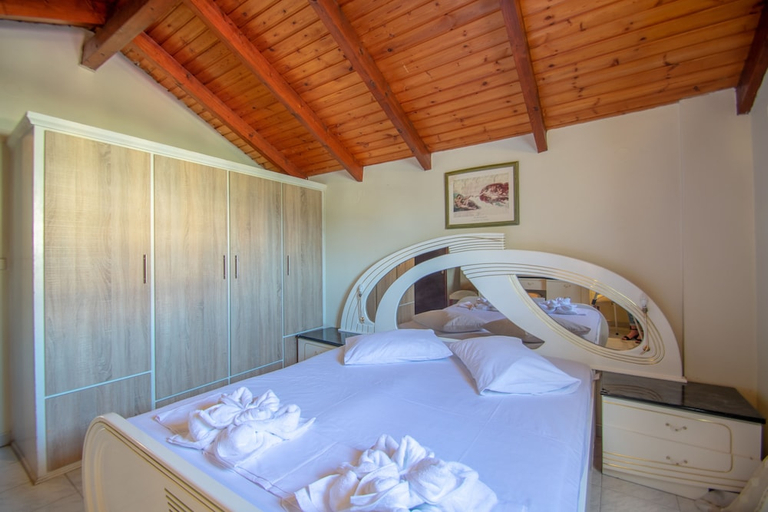 Bedroom 2, Paradise Apartments, Ionian Islands