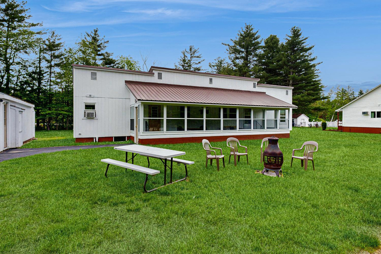 4, Riverbank Motel, Grafton