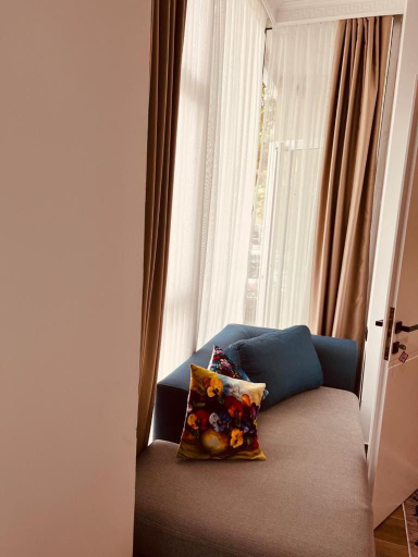 3, Apartament Indriti, Durrësit