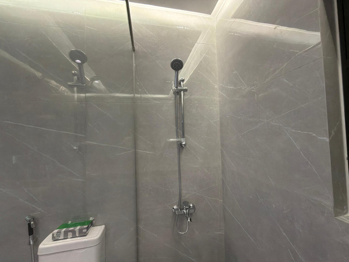 Bathroom 1, 203 JRE apartment with stunning boulevard veiw, Wadi Essier