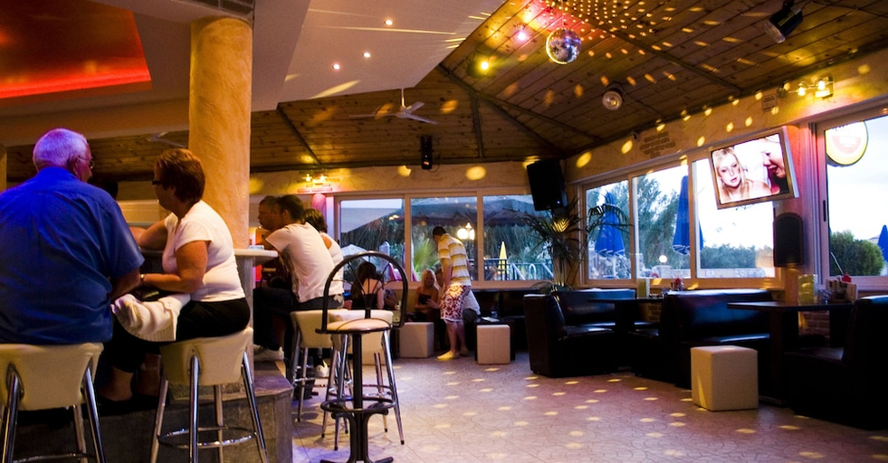 Food & Drinks, Paradise Apartments, Ionian Islands