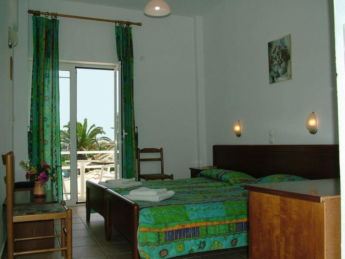 Bedroom 2, Blue Sea Argyrades Beach, Ionian Islands