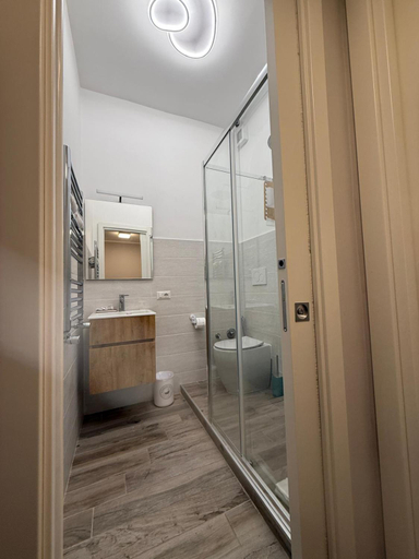 Bathroom 2, Rondinini Flam, Rome