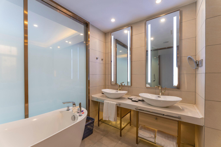 Bathroom 4, Lavande Hotels·Yingtan Longhushan Avenue, Yingtan