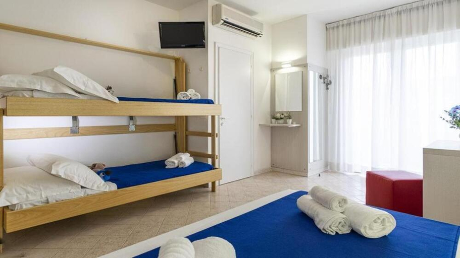 Others 4, Hotel Tre Rose New 2026, Rimini