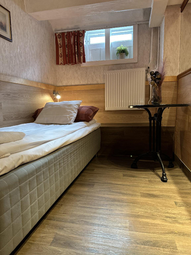 Bedroom 3, The Red Boat, Stockholm