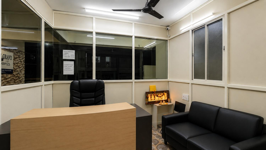 Lobby 3, Hotel Pallavi Grand, Bangalore