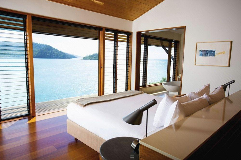4, Qualia-Adults only, Whitsunday
