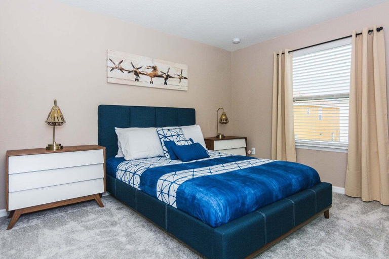 Room 3, Fantastic Home at Solterra Sol102, Polk