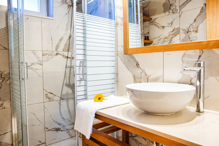 Bathroom 3, Poly's Villa Lefkada, Ionian Islands