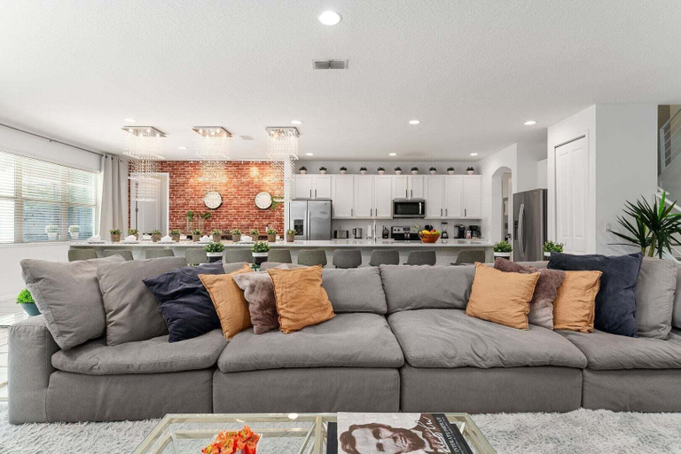 Living area 4, Unique Masterpiece15 Suitessleeps 30, Osceola