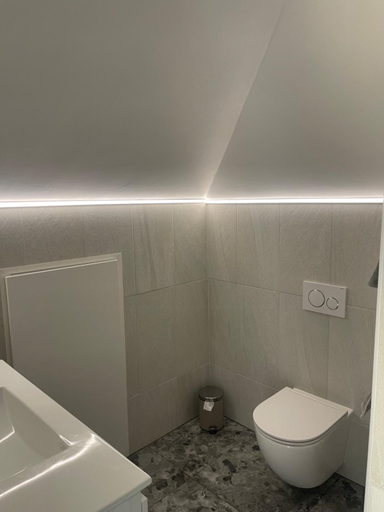 Bathroom 2, Appartement Wonder 2 au centre de Couvet, Val-de-Travers