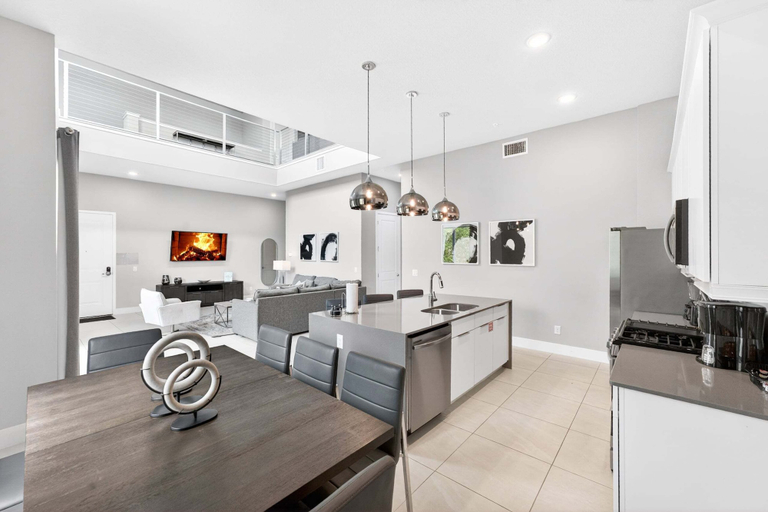 Private kitchen 4, Private Condo, Ideal for Groups, Duplex 238, Osceola