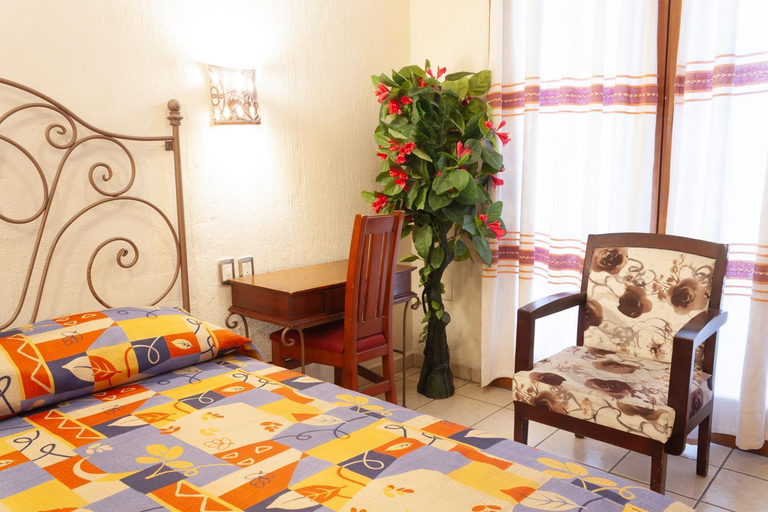 Bedroom 2, Hotel Dainzu, Del Centro
