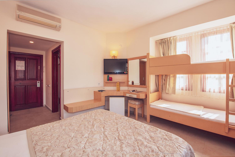 Bedroom 3, Alize Hotel Oludeniz - All Inclusive, Fethiye