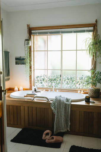 Bathroom 3, Green Gables B&B, Huon Valley