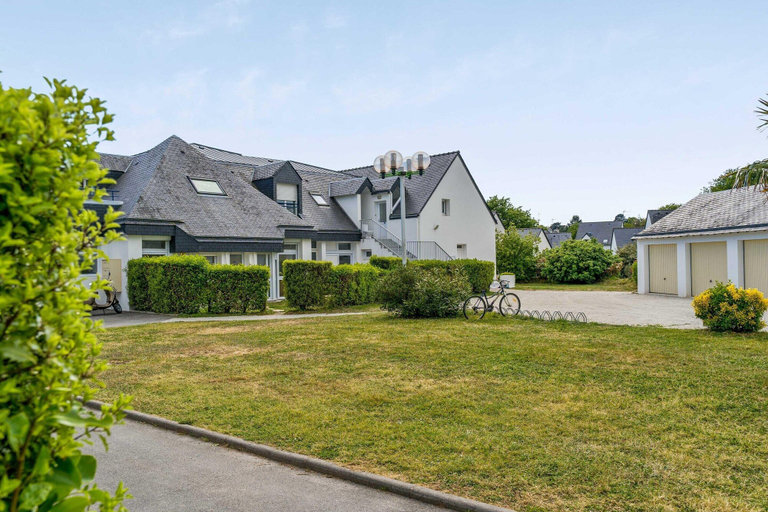 Exterior 5, Beautiful 8-person Family Duplex, Morbihan