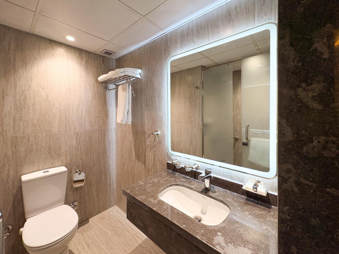 Bathroom 3, Beirut Hotel Cairo, Heliopolis