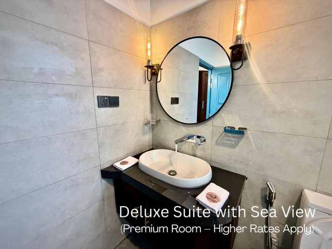 Bathroom 3, Seashore Mirissa, Weligama