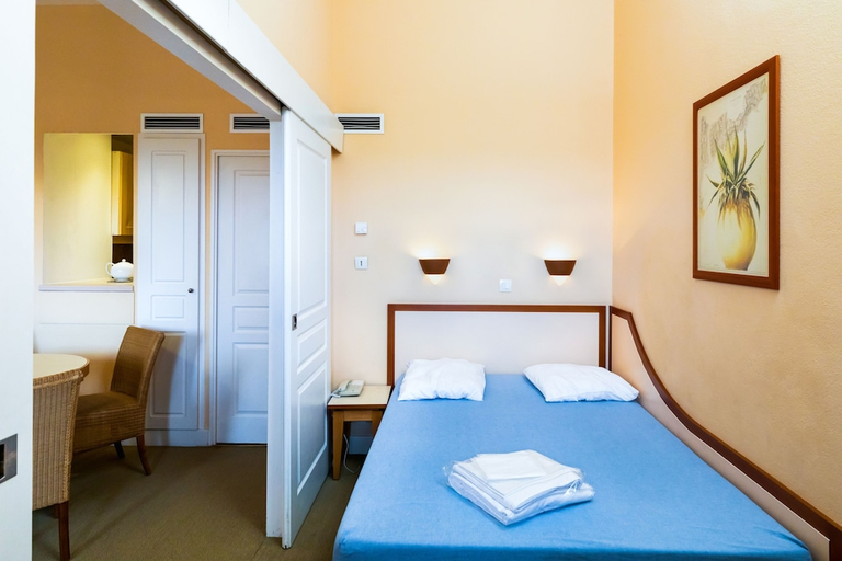 Bedroom 2, SOWELL Family Port Grimaud, Var