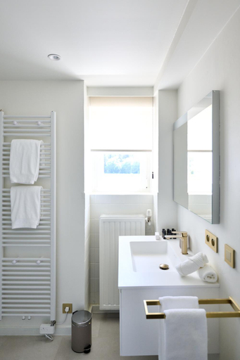 Bathroom 3, Lebeaubylivingroom Hotel, West-Vlaanderen