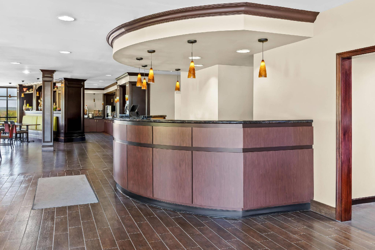 Public Area 3, Comfort Suites Edinboro, Erie