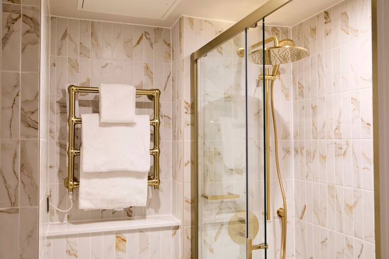 Bathroom 3, The Francis Hotel, Bath and North East Somerset