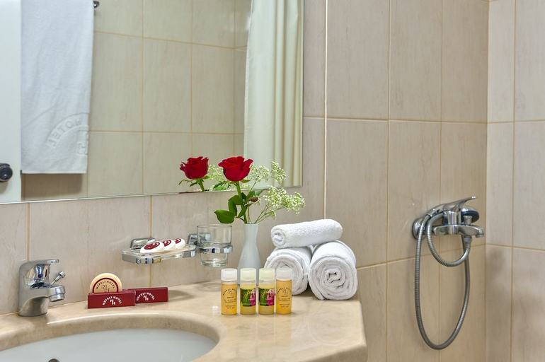 Bathroom 4, Chrispy City Living ex Nefeli, Crete