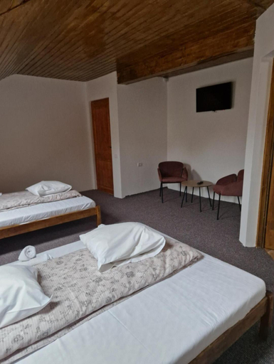 Bedroom 3, Complex Alena, Novaci