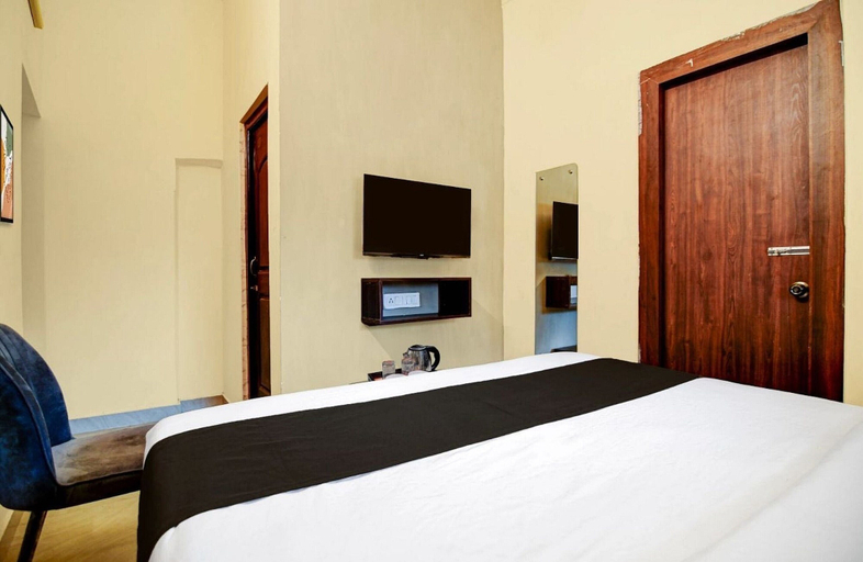 Room 4, Collection Santragachi Formerly DK Plaza, Haora