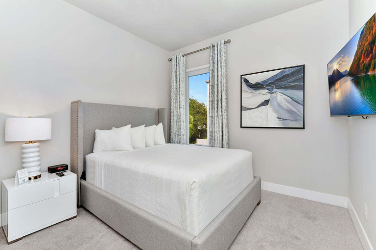 Room 5, Private Condo, Ideal for Groups. Duplex - 236, Osceola