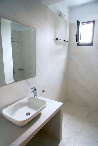 Bathroom 4, Stavros Beach Hotel, Central Macedonia