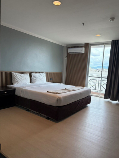Bedroom 3, J & Y Lodge Hotel, Muang Chon Buri