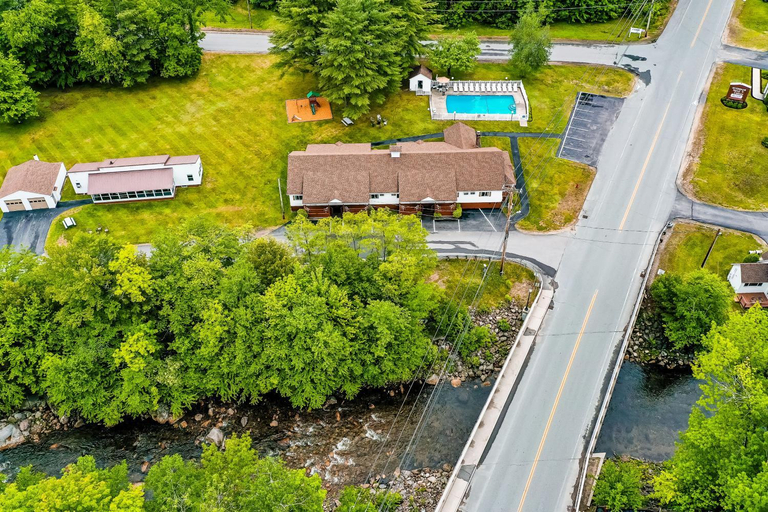 3, Riverbank Motel, Grafton