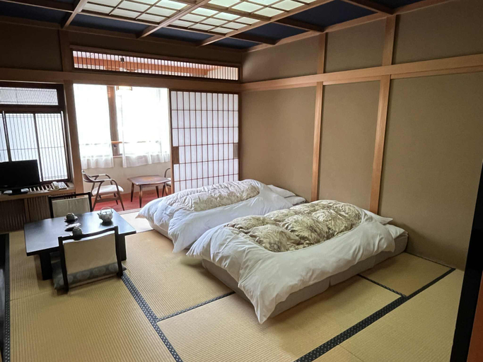 Bedroom 2, Hiratakan, Takayama